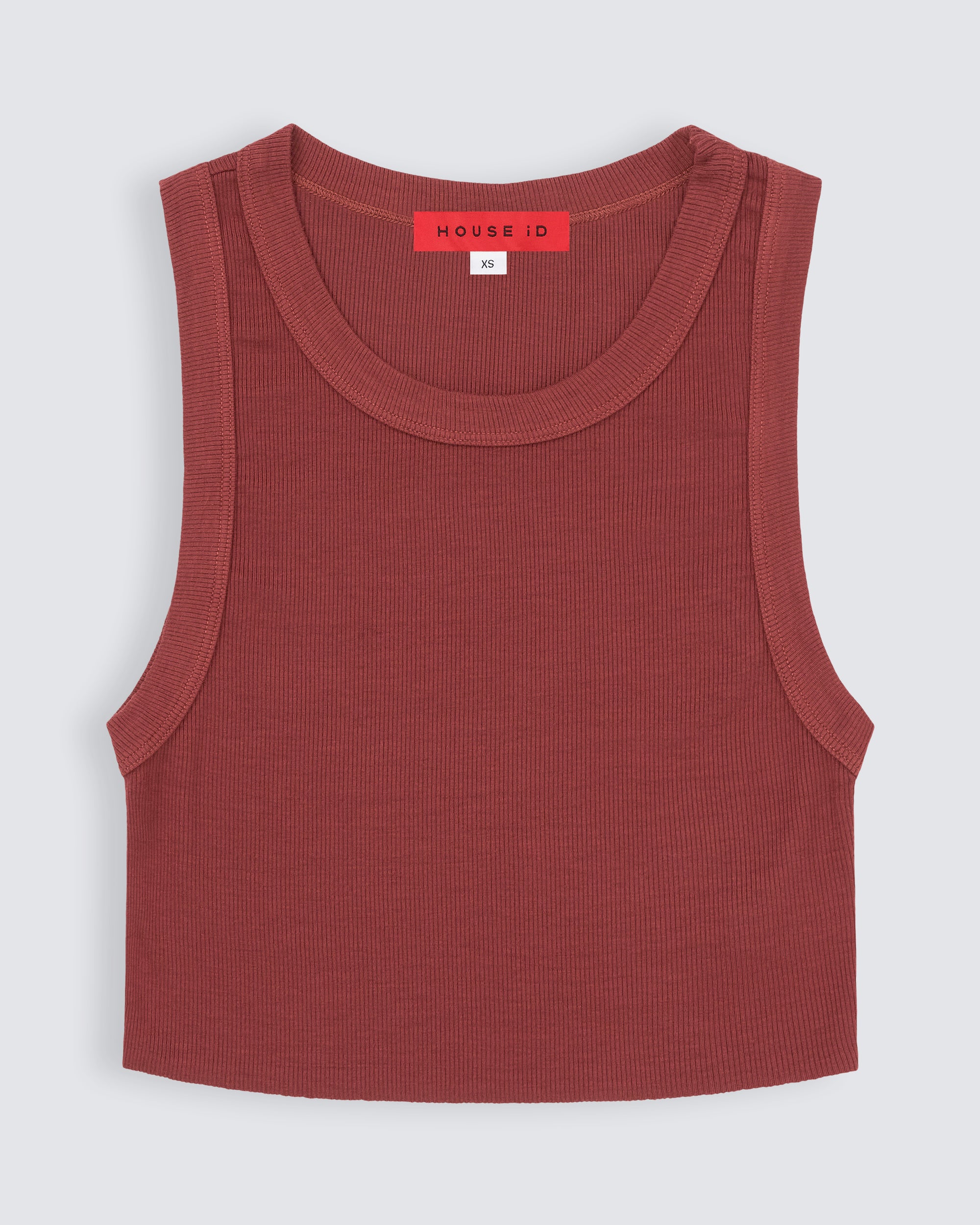 Womens cropped ribbed tank in mars red