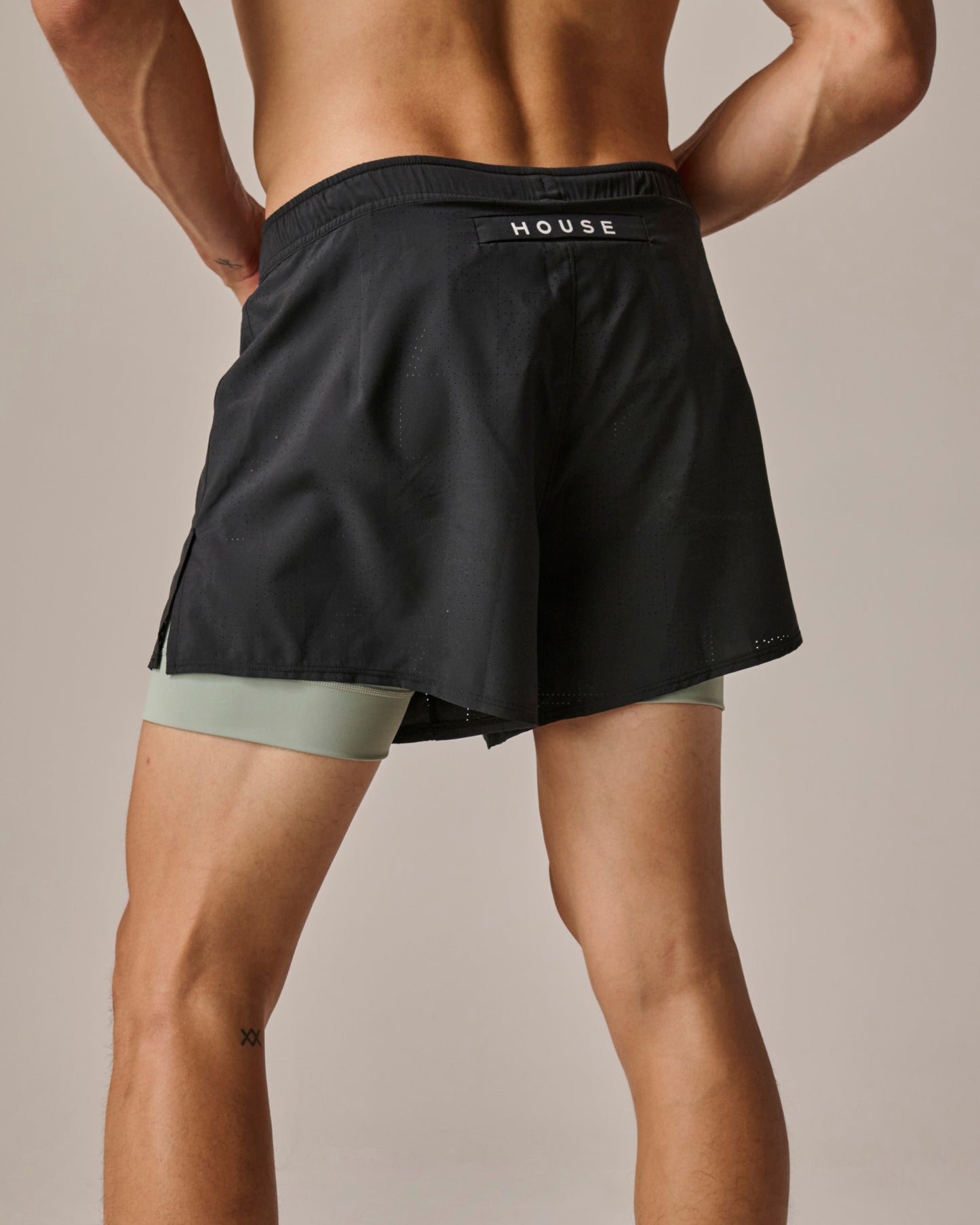 Perforated 4" Lined Short - Black/Sea Green