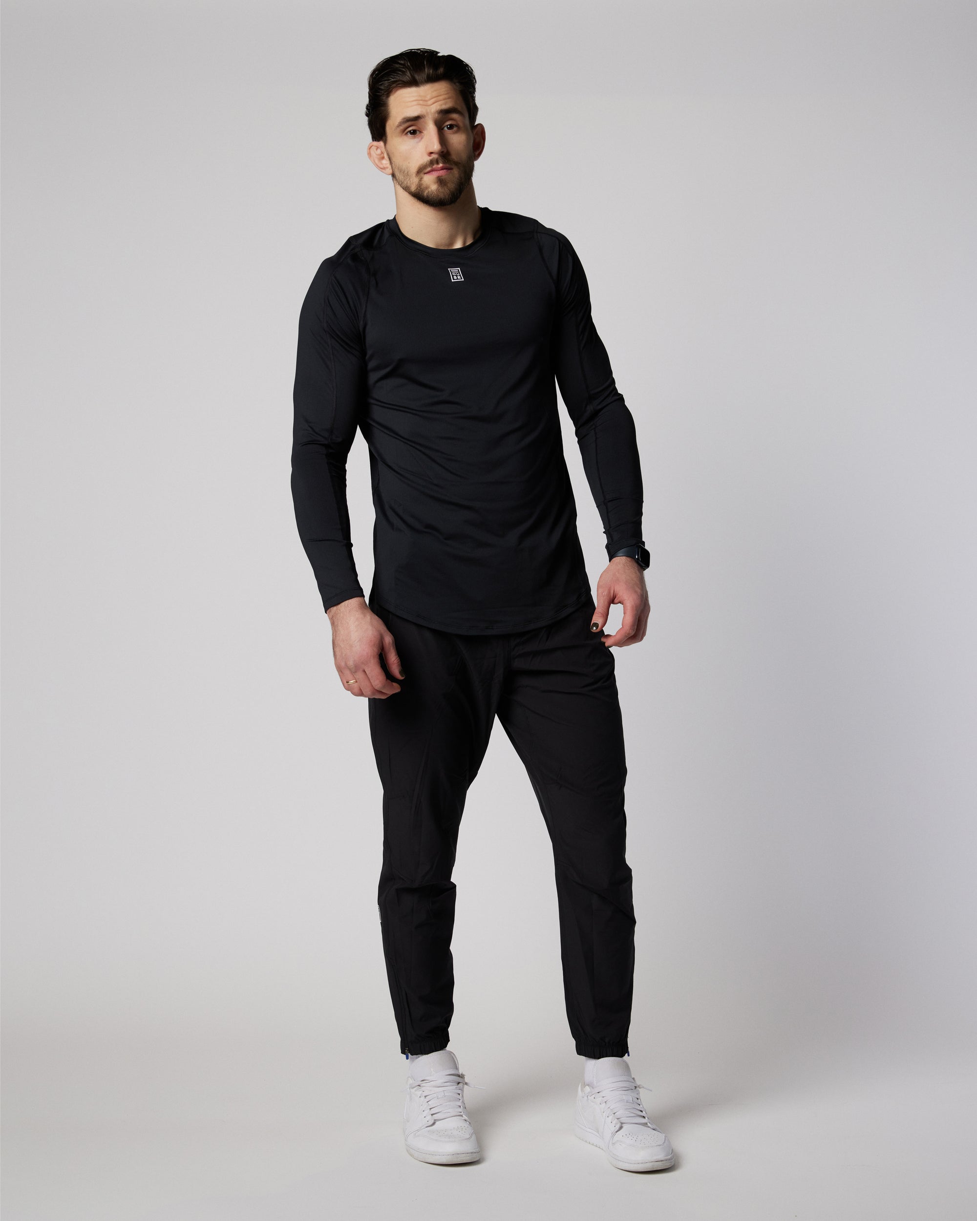 Mens athletic long sleeve in black