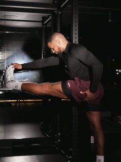 6" Lined Short - Burgundy/Black