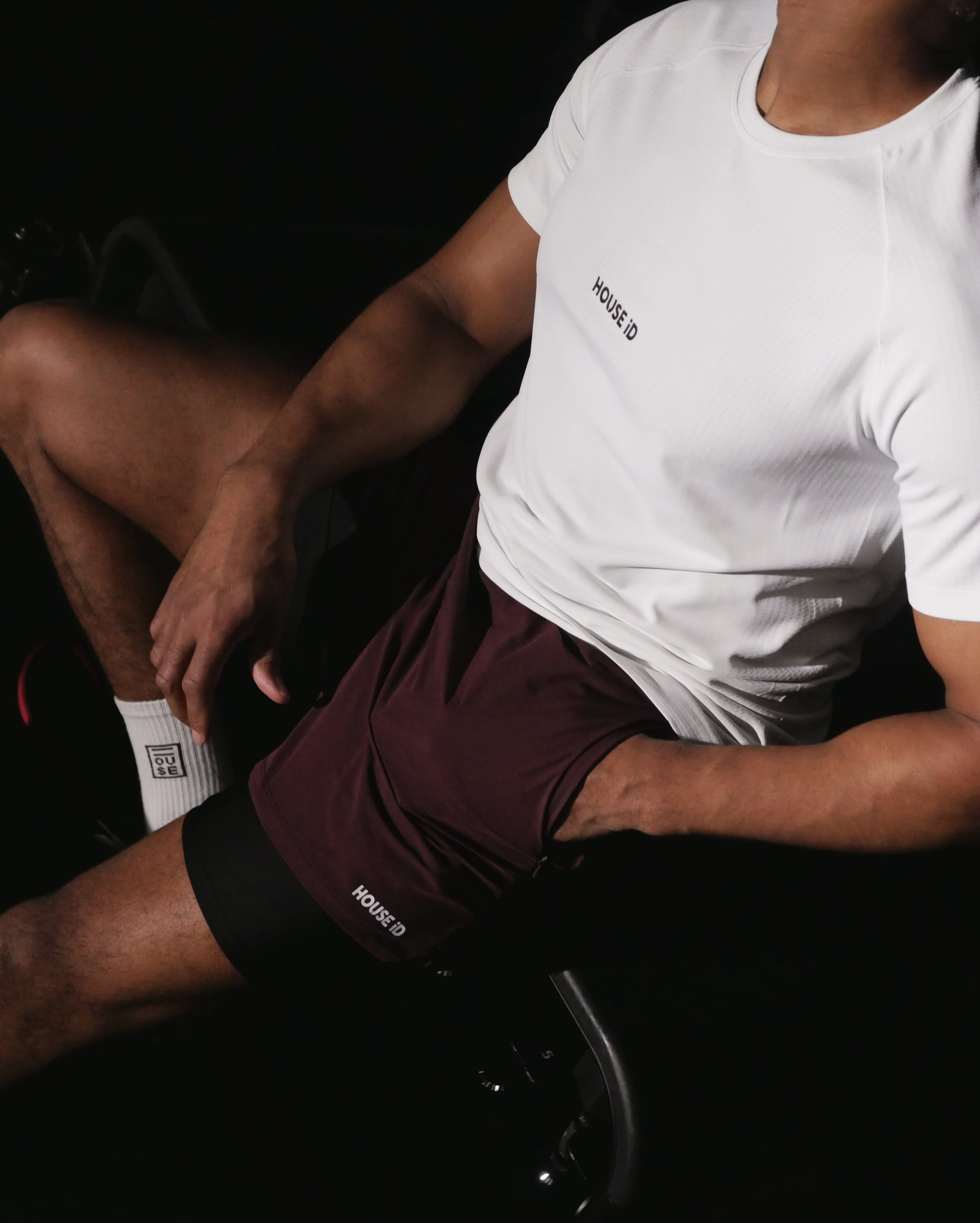 6" Lined Short - Burgundy/Black