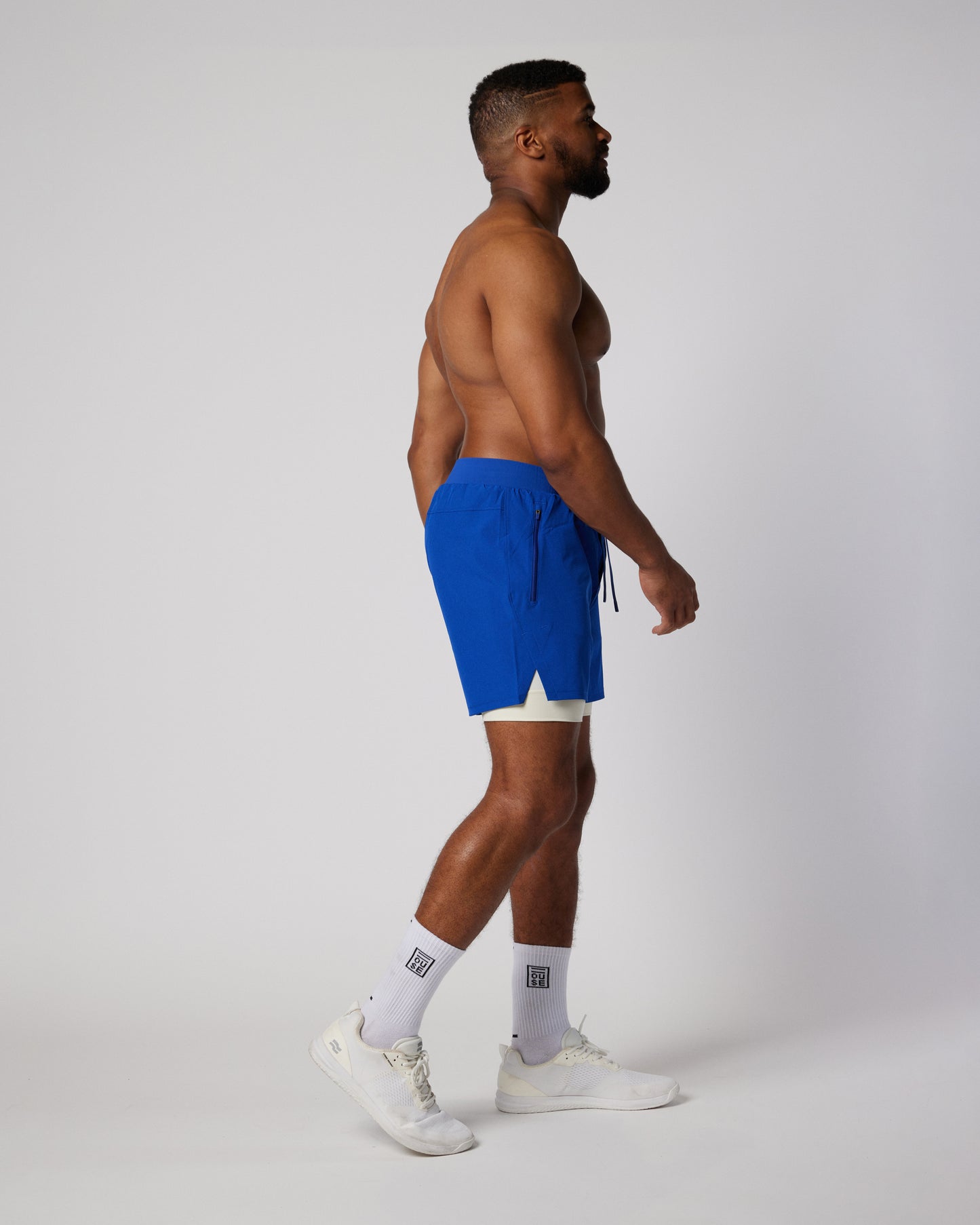 Mens lined sports shorts in blue and white