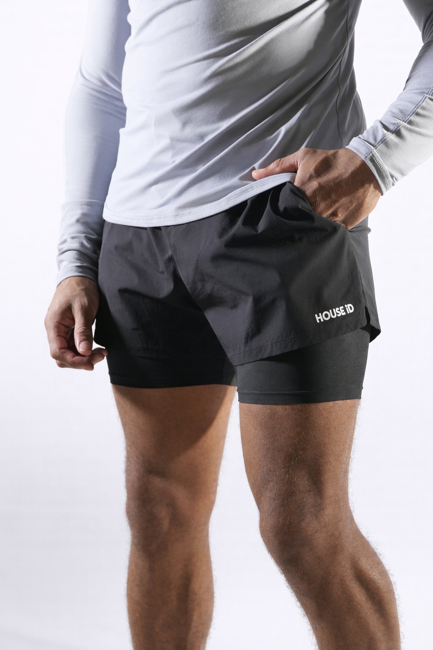 6" Lined Short - Black/Black
