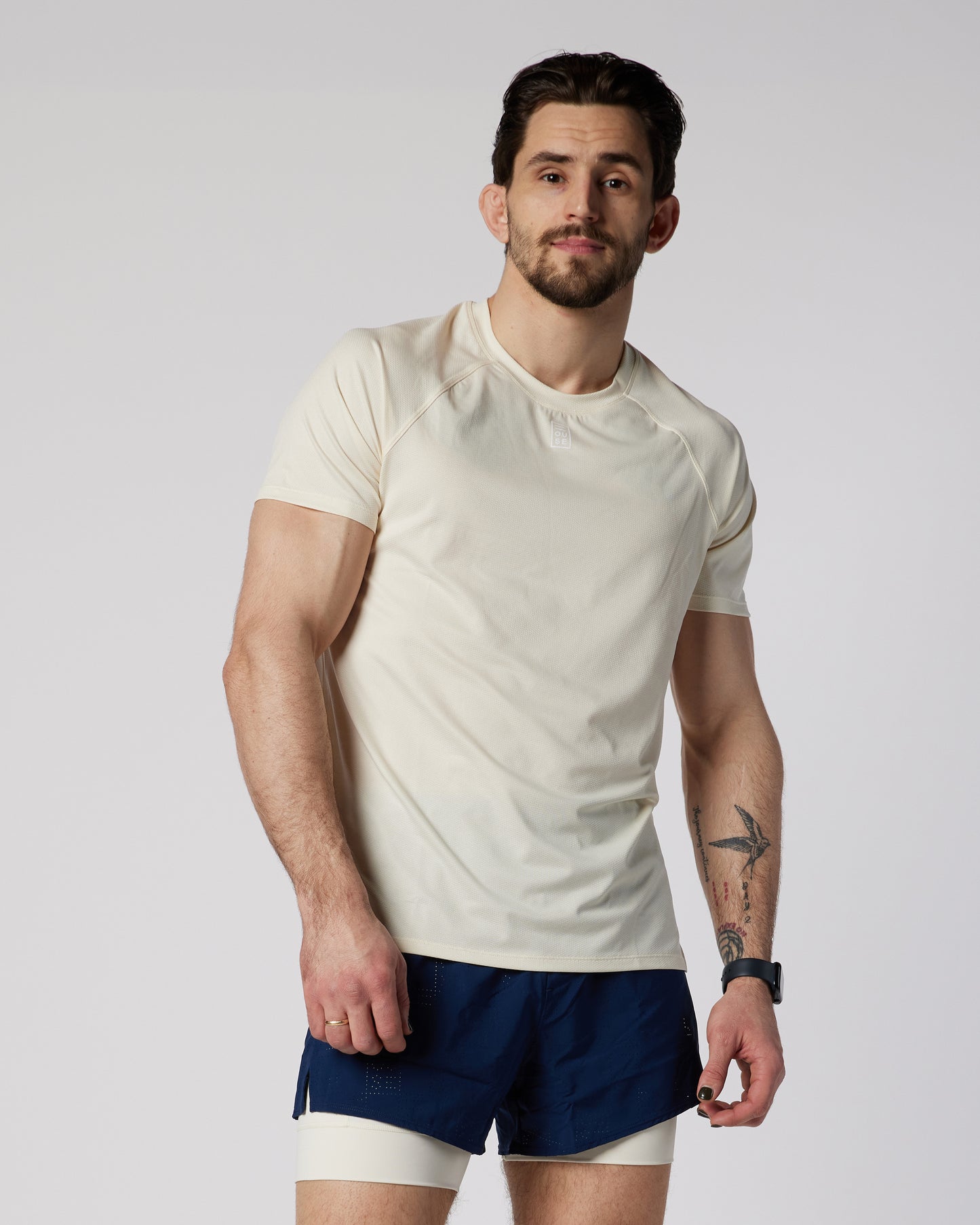 Mens off white athletic t-shirt